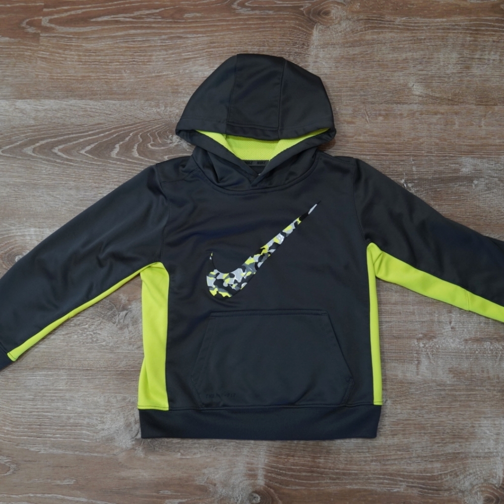 Nike therma fit boys hoodie gray and neon yellow